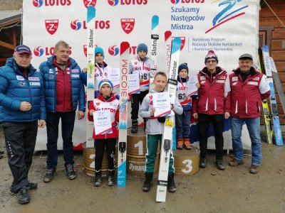 Zwycięzcy sobotnich zawodów Lotos Cup Kids 2020 Wisła